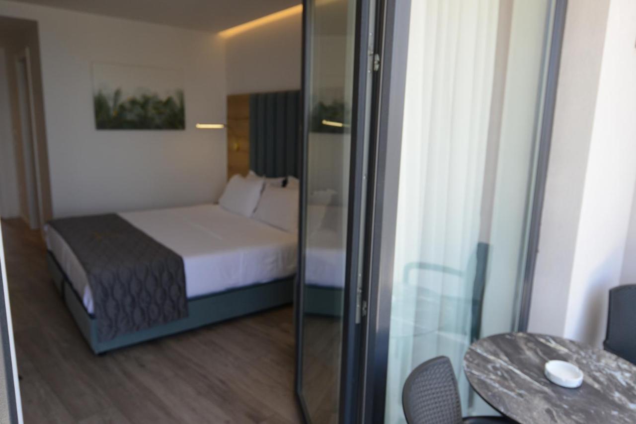Ebbi Hotel Дермі Екстер'єр фото